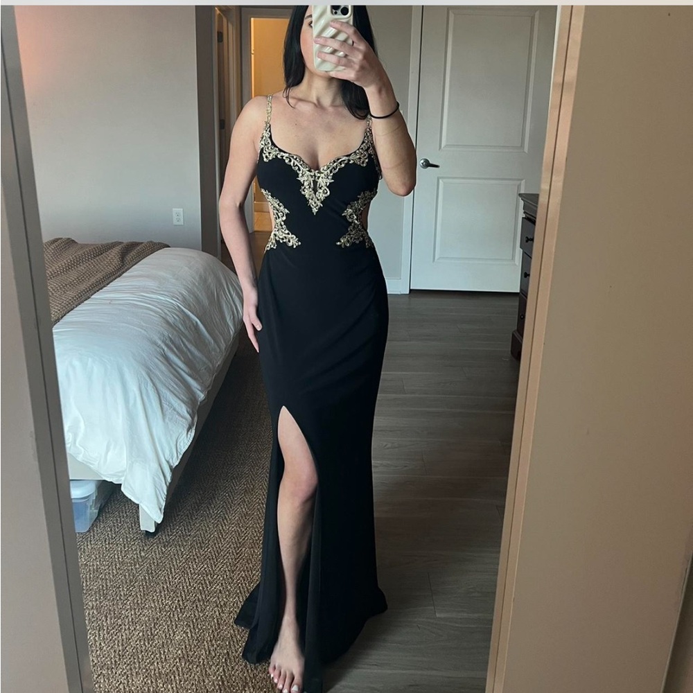Cachet Evening Gown